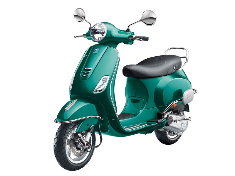 Piaggio lanseaza modelele Vespa SXL si VXL